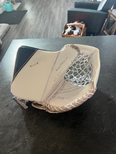 Bauer Vapor Hyperlite 2 Regular (Used)