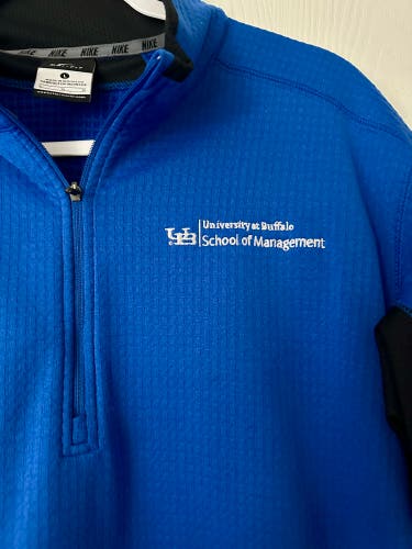 NIKE DRI-FIT QUARTER ZIP - University at Buffalo School of Management *LIKE NEW*