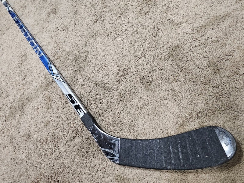 JORDAN LEOPOLD 09'10 Pittsburgh Penguins NHL Game Used Hockey Stick w COA