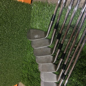 Men's 2005 Titleist 704.CB Right Handed Iron Set  (Used)
