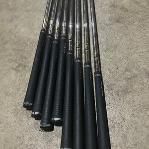 Men's 2006 Nike CCi Right Handed Iron Set  (Used)