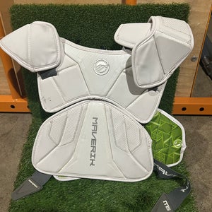 Adult Medium Maverik MAX EKG Shoulder Pads (Used)