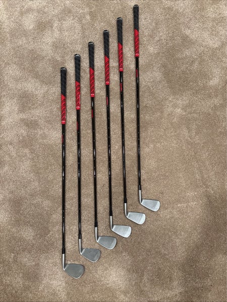 Left Hand 2023 TaylorMade 2023 P790 KBS Tour X-Stiff Brand New Golf Pride Grips