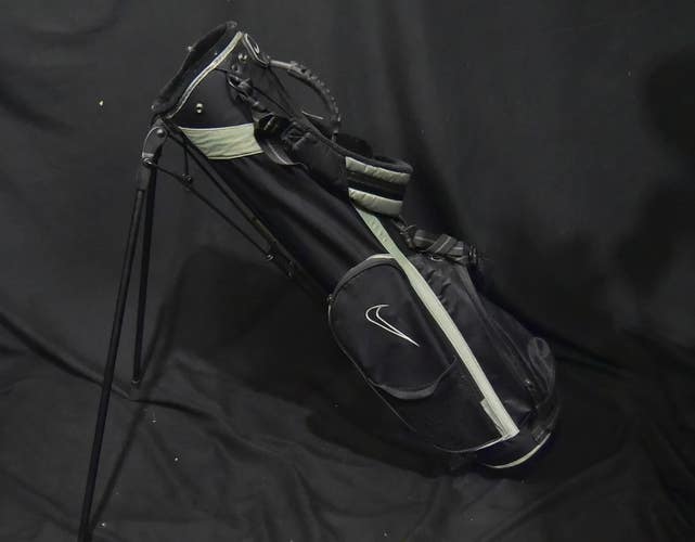 NIKE GOLF BAG 34 INCHES 3 DIVIDERS