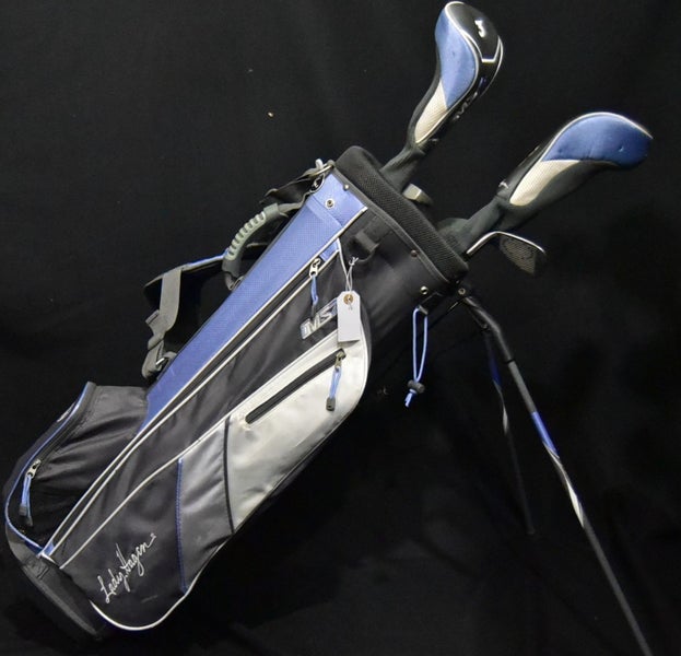 LADY HAGEN GOLF CLUBS AND BAG D-34 9-35