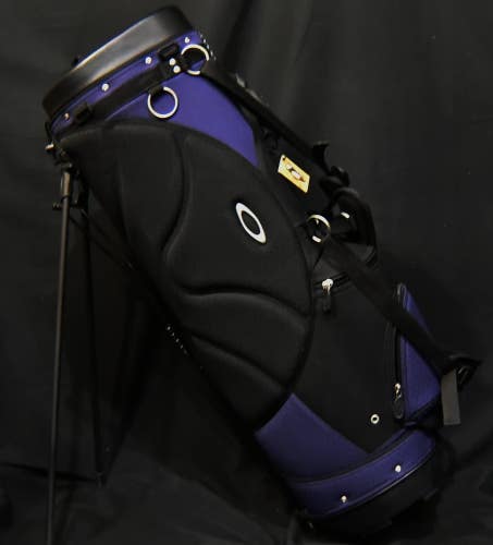 NEW OAKLEY GOLF BAG 35 INCHES 5 DIVIDERS