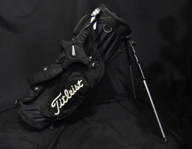 TITLEIST GOLF BAG 35 INCHES 6 DIVIDERS