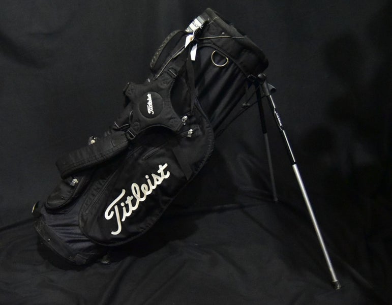 TITLEIST GOLF BAG 35 INCHES 6 DIVIDERS