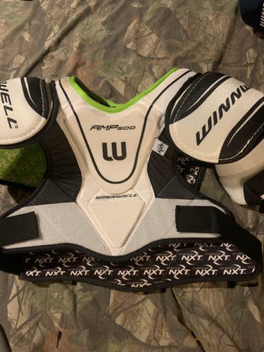 Large Senior Winnwell AMP 500 Shoulder Pads (Used)