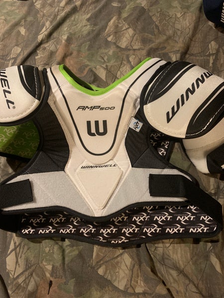 Large Senior Winnwell AMP 500 Shoulder Pads (Used)