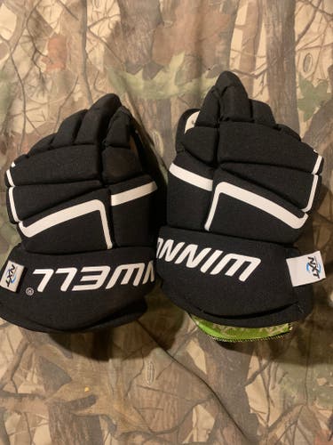 Winnwell AMP500 Gloves 13" (Used)