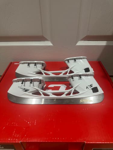 CCM Speedblade XS 280 mm W/ New Unsharpened Step Steel Blades