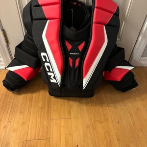Small  CCM Eflex 6.9 Goalie Chest Protector Pro Stock (New)