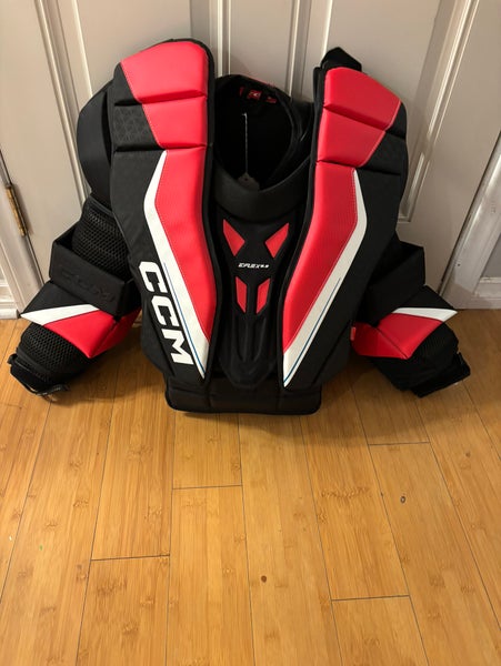 Small  CCM Eflex 6.9 Goalie Chest Protector Pro Stock (New)