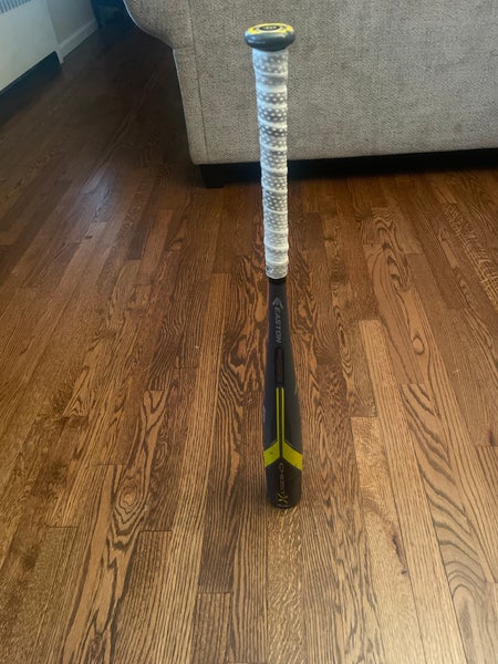Easton Ghost X Hyperlite Composite USABat Certified Bat  (-11) 19 oz 30" (Used)