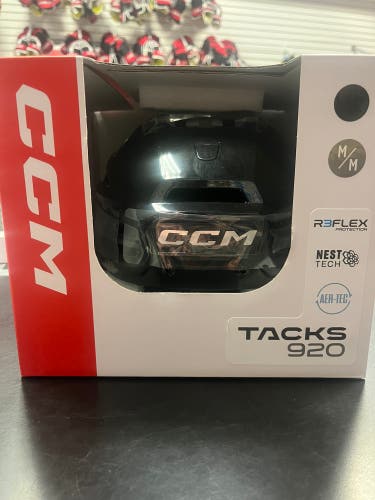 Medium CCM Tacks 920 Helmet (New)