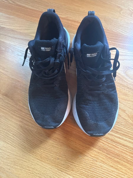 Nike Infinity Sneakers