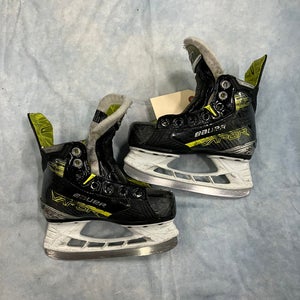 Youth Bauer Vapor X4 Hockey Skates Regular Width 11.5 (Used)