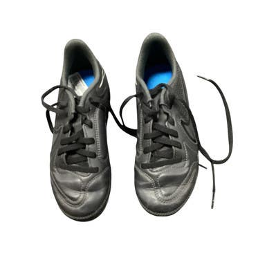 Used Nike Soccer Cleats White Junior 01 11479-S000399038