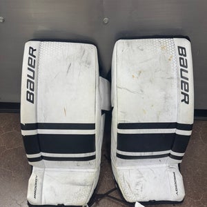 White 22" Youth Bauer GSX Prodigy Goalie Leg Pads (Used)