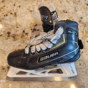 2023 Bauer Elite Hockey Goalie Skates Regular Width Size 1.5 (Used)