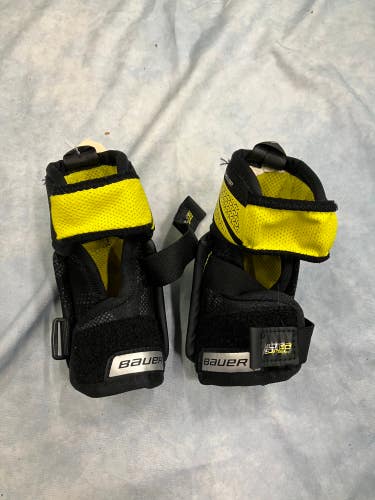 Youth Medium Bauer Supreme Ultrasonic Elbow Pads (Used)