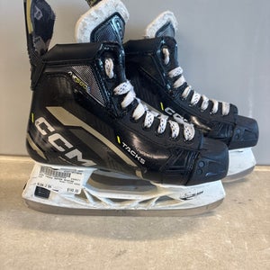 Used CCM TACKS AS580 Junior Hockey Skate Junior 04 11858-S000077298