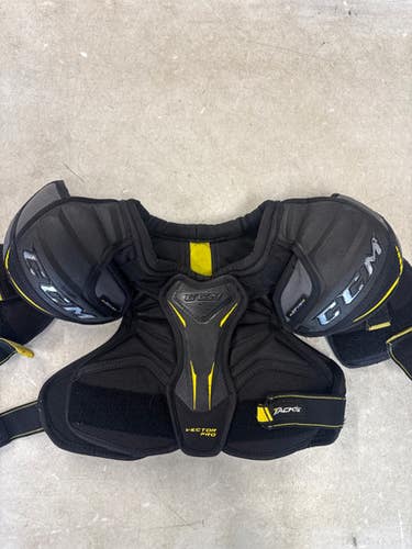 Used CCM TACKS VECTOR PRO S/P Junior Shoulder Pads MD 11858-S000077288