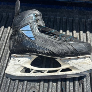 True Pro Custom Hockey Skates Wide Width  Pro Stock 9.5 (Used)