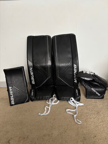 31" 2022 Bauer M5 Pro Regular Goalie Full Set (Used)