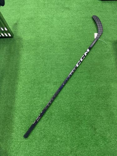 Senior CCM RibCor Trigger 7 Hockey Stick Right Handed P88 (Used)