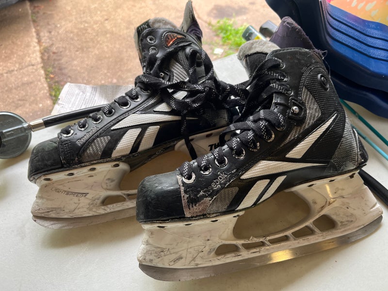 Reebok 11K Hockey Skates 7.5 (Used)