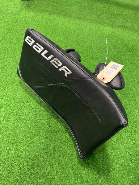 Black Intermediate Bauer M5 Pro  Blocker Regular (Used)