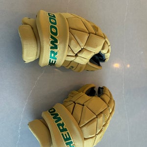 Sher-Wood Rekker Legend Pro Gloves 15" Pro Stock (Used)