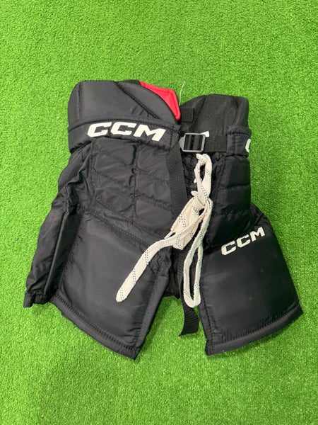 Black Youth Small CCM YFLEX Hockey Goalie Pants (Used)