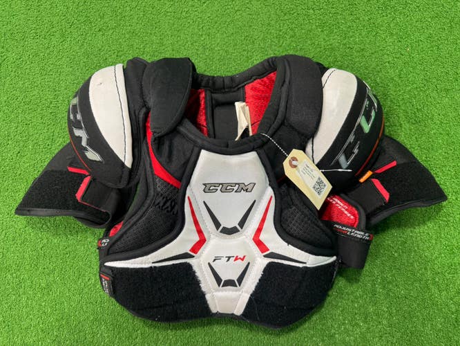 Small Senior CCM FTW Shoulder Pads (Used)