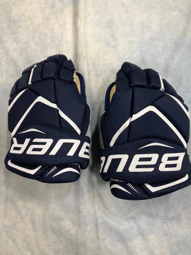Blue Junior Bauer Vapor X700 Gloves 11" (Used)