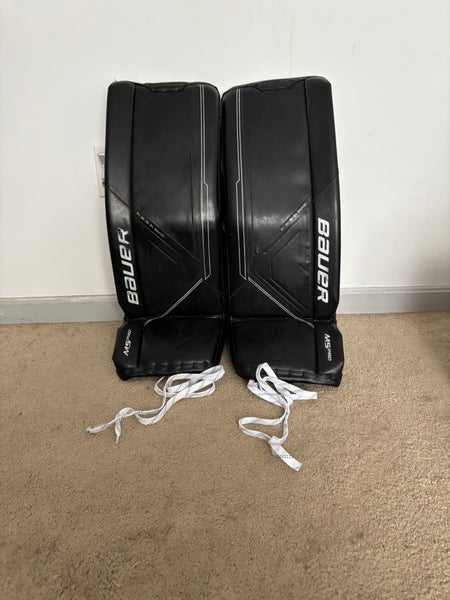 31"  2022 Bauer Supreme M5 Pro Goalie Leg Pads  (Used)