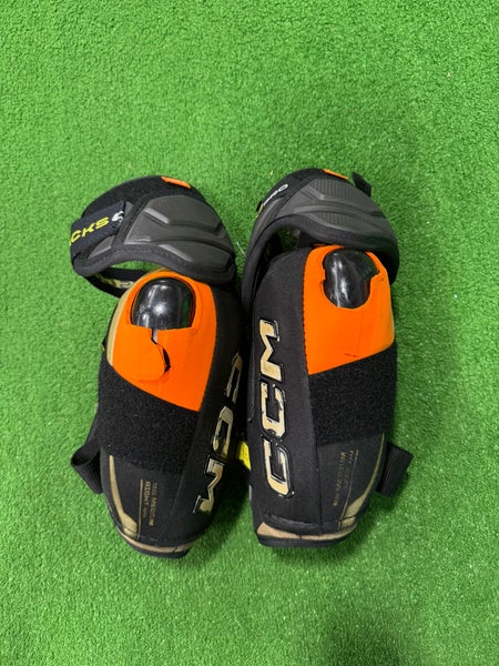 Senior Medium CCM Tacks AS-V Pro Elbow Pads (Used)