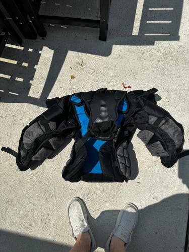 XS  Bauer Elite Goalie Chest Protector (Used)