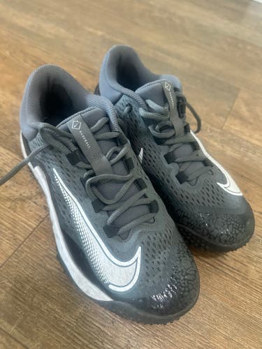 Nike softball turf shoes