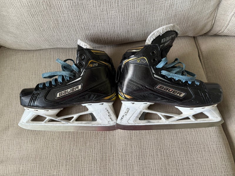 Bauer Supreme S29 Hockey Goalie Skates Regular Width Size 2 (Used)