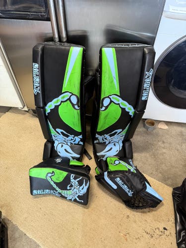 33"   Regular Goalie Full Set (Used)