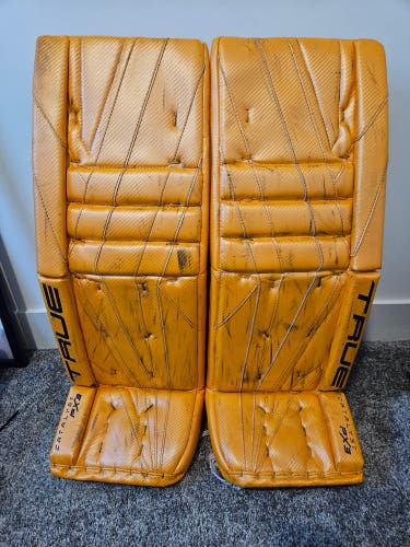 Juuse Saros Pro Return 3 True Catalyst PX3 Pro Goalie Leg Pads (Used)