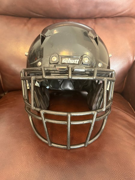 Large Adult Schutt Vengeance Pro LTD II Helmet (Used)