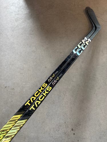 2 PACK 100 Flex P92 New Senior CCM Left Hand Pro Stock Tacks AS-VI Pro Hockey Stick