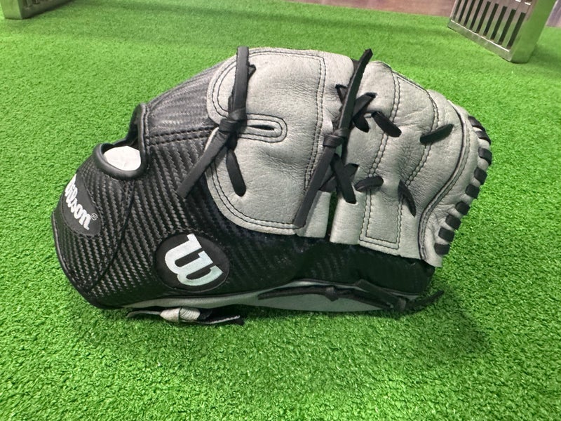 Gray Wilson A360 RH Outfield Baseball Glove 12" (Used)