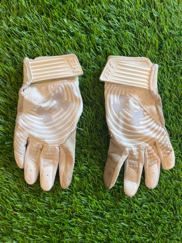 Small Under Armour Harper Pro Batting Gloves (Used)