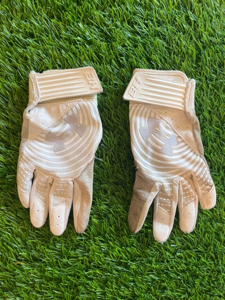 Small Under Armour Harper Pro Batting Gloves (Used)