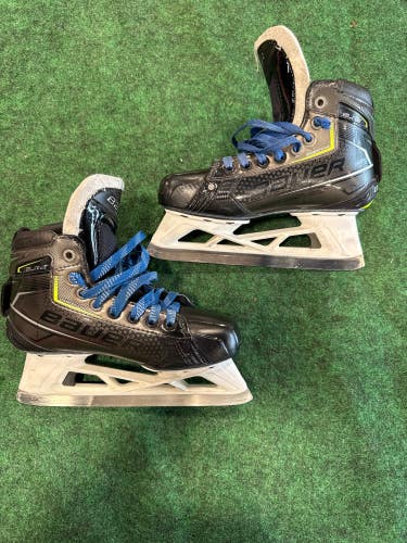 Intermediate Bauer Elite Hockey Goalie Skates (Fit 1) Size 4 (Used)